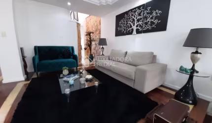 Casa com 4 quartos à venda na Rua Celso Martins da Silveira, 127, Carianos, Florianópolis, 241 m2 por R$ 1.800.000