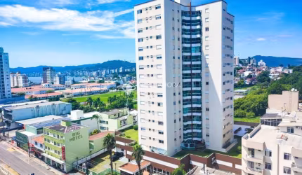 Apartamento com 3 quartos à venda na Rua Santiago Dantas, 61, Estreito, Florianópolis, 150 m2 por R$ 1.650.000