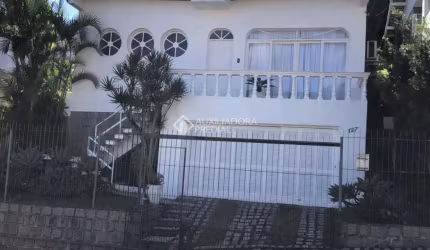 Casa com 4 quartos à venda na Rua Ernesto Stodieck, 129, Centro, Florianópolis, 135 m2 por R$ 1.300.000