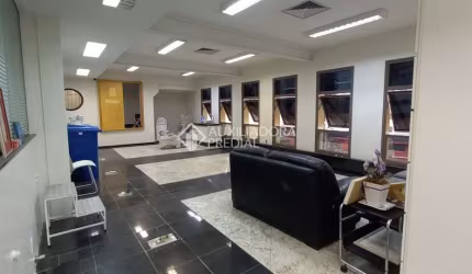 Casa com 12 quartos à venda na Rua Doutor Armando Valério de Assis, 40, Beira Mar, Florianópolis, 407 m2 por R$ 2.800.000