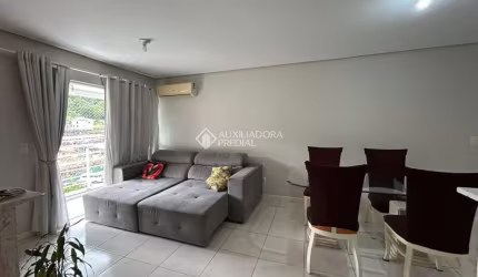 Apartamento com 3 quartos para alugar na Rua das Melissas, 106, Pedra Branca, Palhoça, 98 m2 por R$ 3.400