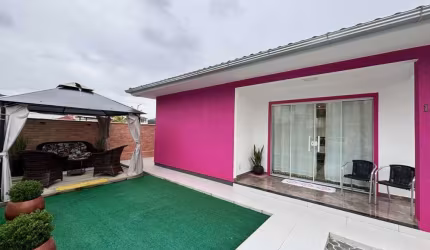 Casa com 4 quartos à venda na José Ângelo Kirchner, 14, Sertão do Maruim, São José, 200 m2 por R$ 1.170.000