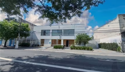 Galpão Comercial para Locação no Ipiranga, São Paulo-SP: 10 Salas, 6 Banheiros, 70 Vagas de Garagem - 1.756,80m² de Área