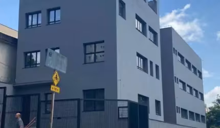 Prédio Comercial de Alto Padrão no Bosque da Saúde: 16 banheiros, 11 vagas de garagem e 1.000m² de área - São Paulo-SP