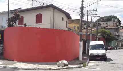 Casa à venda em São Paulo-SP, Jabaquara: 1 quarto, 1 suíte, 2 banheiros, 2 vagas de garagem, 115m² de área. Venha conferir!