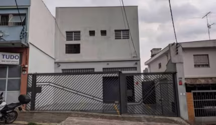Oportunidade Única: Prédio Comercial de 499m² na Vila Gumercindo, São Paulo-SP. Atributos excepcionais para sua empresa!
