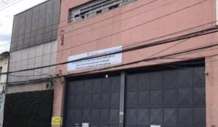 Oportunidade Única: Galpão Comercial à Venda no Cambuci, São Paulo-SP - 2.000m² de Área Construída!