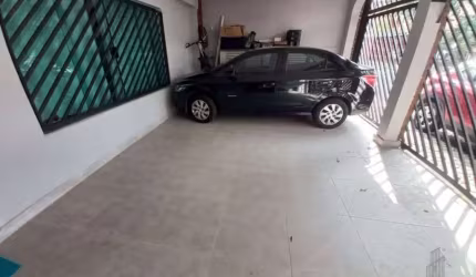 Sobrado no Bosque da Saúde - 3 Quartos, 1 Suíte, 2 Salas, 3 Banheiros, 2 Vagas de Garagem - 145m² ? Aceita permuta por apartamento de menor valor