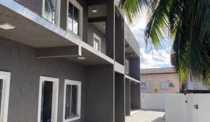 Village com 2 dormitórios à venda, 76 m² por R$ 329.000,00 - Parque Jockey Clube - Lauro de Freitas/BA