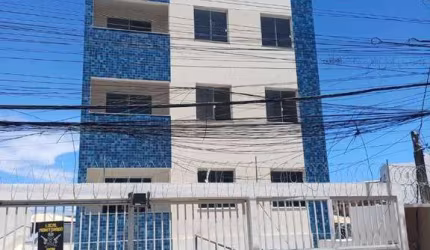 Apartamento com 2 dormitórios à venda, 55 m² por R$ 260.000,00 - Itapuã - Salvador/BA