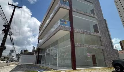 Sala nova para venda em empresarial com elevador em Manaíra