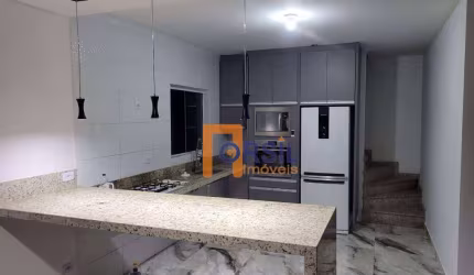 Sobrado com 3 dormitórios à venda, 100 m² por R$ 450.000,00 - Varinhas - Mogi das Cruzes/SP