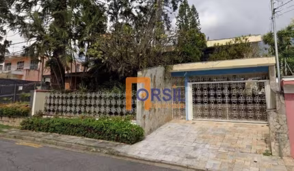 Sobrado com 4 dormitórios à venda, 540 m² por R$ 3.200.000,00 - Vila Oliveira - Mogi das Cruzes/SP