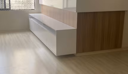 Apartamento semi mobiliado no bairro Neva