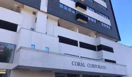 Sala para Venda Sala comercial com garagem em Coqueiros. FLORIANOPOLIS