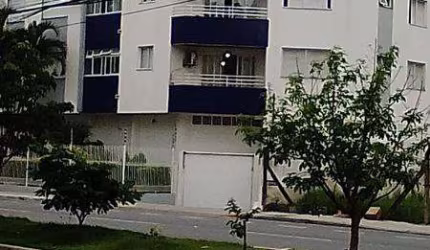 Apartamento para Venda Apartamento de 3 dormitórios (suíte), dependência completa e 2 garagens em capoeiras. FLORIANOPOLIS