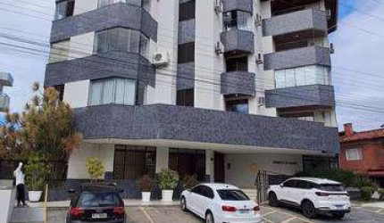 Apartamento para Venda Apartamento de 2 dormitórios co 1 suíte, sacada e garagem em Canasvieiras. FLORIANOPOLIS