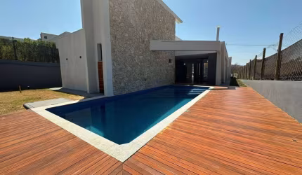 Vendo casa de alto padrão Condomínio Gran Royalle em Lagoa Santa/MG