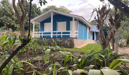 Vendo casa três quartos na cidade de São José da Lapa/MG
