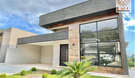 Casa à venda no Condomínio Buona Vita em Atibaia.