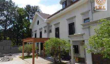 Casa à venda na Vila Giglio em Atibaia, Vila Inglesa