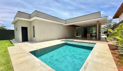 Casa à venda no Condomínio Shambala II em Atibaia. com 4 Quartos