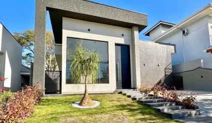 Casa à venda no Condomínio Terras de Atibaia II
