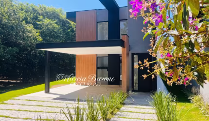 Magnifica casa á venda no Condomínio Figueira Garden em Atibaia !!!