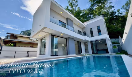 Linda casa á venda no Condomínio Quintas da Boa Vista em Atibaia !!!