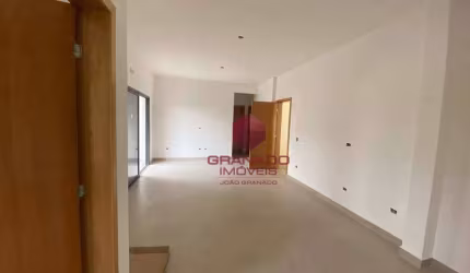 Sobrado com 3 dormitórios para alugar, 110 m² por R$ 3.650,00/mês - Zona 05 - Maringá/PR