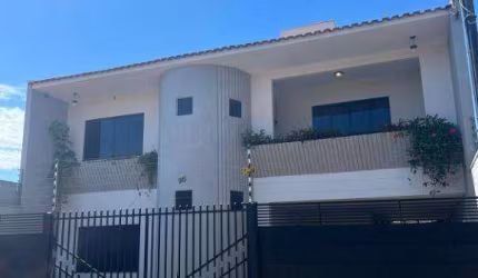 Sobrado com 3 dormitórios à venda, 360 m² por R$ 1.300.000,00 - Jardim América - Maringá/PR
