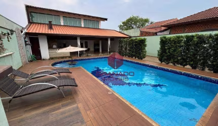 Casa com 4 dormitórios à venda, 284 m² por R$ 1.600.000,00 - Jardim Iguaçu - Maringá/PR