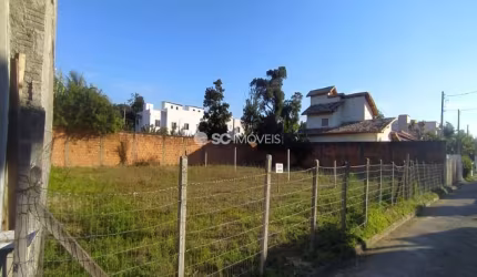 Terreno à venda no Ingleses, Florianópolis  por R$ 700.000