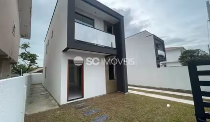 Casa com 3 quartos à venda no Ingleses, Florianópolis  por R$ 520.000
