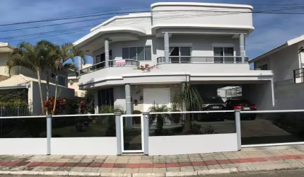 Casa com 4 quartos à venda no Ingleses, Florianópolis  por R$ 2.680.000