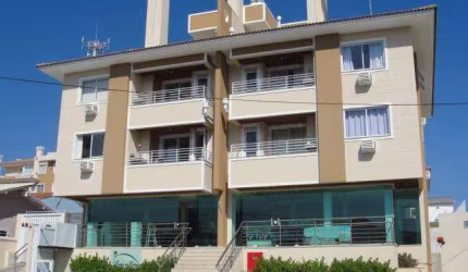 Ponto comercial à venda no Santinho, Florianópolis  por R$ 680.000