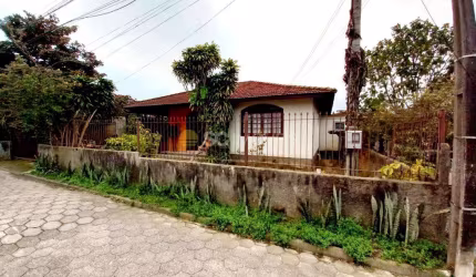 Casa com 2 quartos à venda no Ingleses, Florianópolis  por R$ 1.400.000
