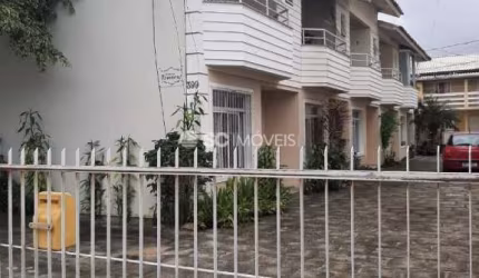 Apartamento com 2 quartos à venda no Ingleses, Florianópolis  por R$ 400.000