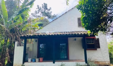 Casa em condomínio fechado com 3 quartos à venda no Ponta das Canas, Florianópolis  por R$ 1.870.000