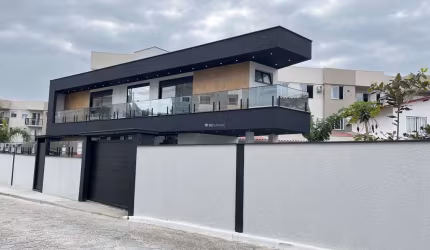 Casa com 3 quartos à venda no Ingleses, Florianópolis  por R$ 1.190.000