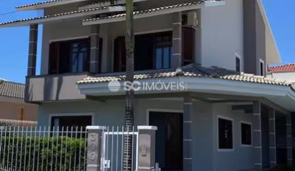 Casa com 4 quartos à venda no Ingleses, Florianópolis  por R$ 1.380.000