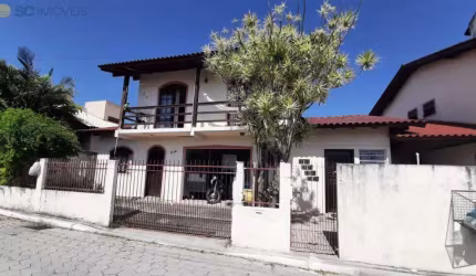 Prédio com 7 salas à venda no Ingleses, Florianópolis  por R$ 1.450.000