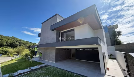 Casa em condomínio fechado com 4 quartos à venda no Ingleses, Florianópolis  por R$ 2.800.000
