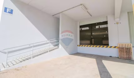 Galpão com 900m² para locação em condomino, VIla Iporanga por R$18.010,00