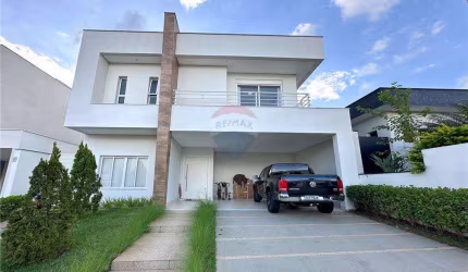 Casa à venda; com 275 m2 e 4 suítes  ( 01 suíte máster) Cond. Chácara Ondina em Sorocaba