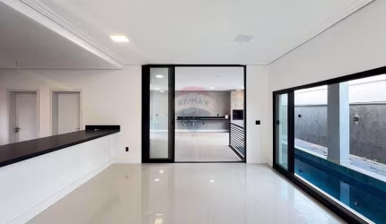 Casa à venda no  Alphaville Nova Esplanada 3, com 416 m², por R$ 2.290.000, Votorantim-SP