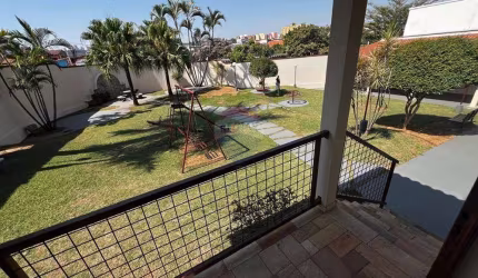 Imovel Comercial com amplo espaço e adaptável para diversos tipos de Negócios