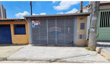 Casa térrea no Jardim Prestes de Barros, com 117,50 m² de área construída, 3  quartos , sendo 1 suíte