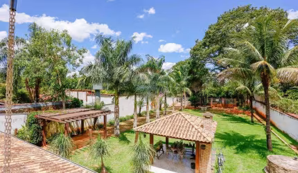 Casa com 343mts2 em terreno de 1000mts2, no interior de São Paulo