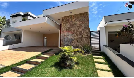 Casa Térrea, Nova, em Condomínio Fechado, com 3 dormitórios, sendo 3 suítes(1 master com closet), 4 vagas de garagem